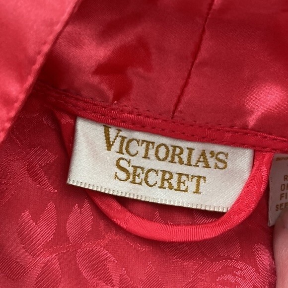 Victoria’s Secret Vintage Satin Gold Label Coral Embossed Robe OS - Picture 10 of 12